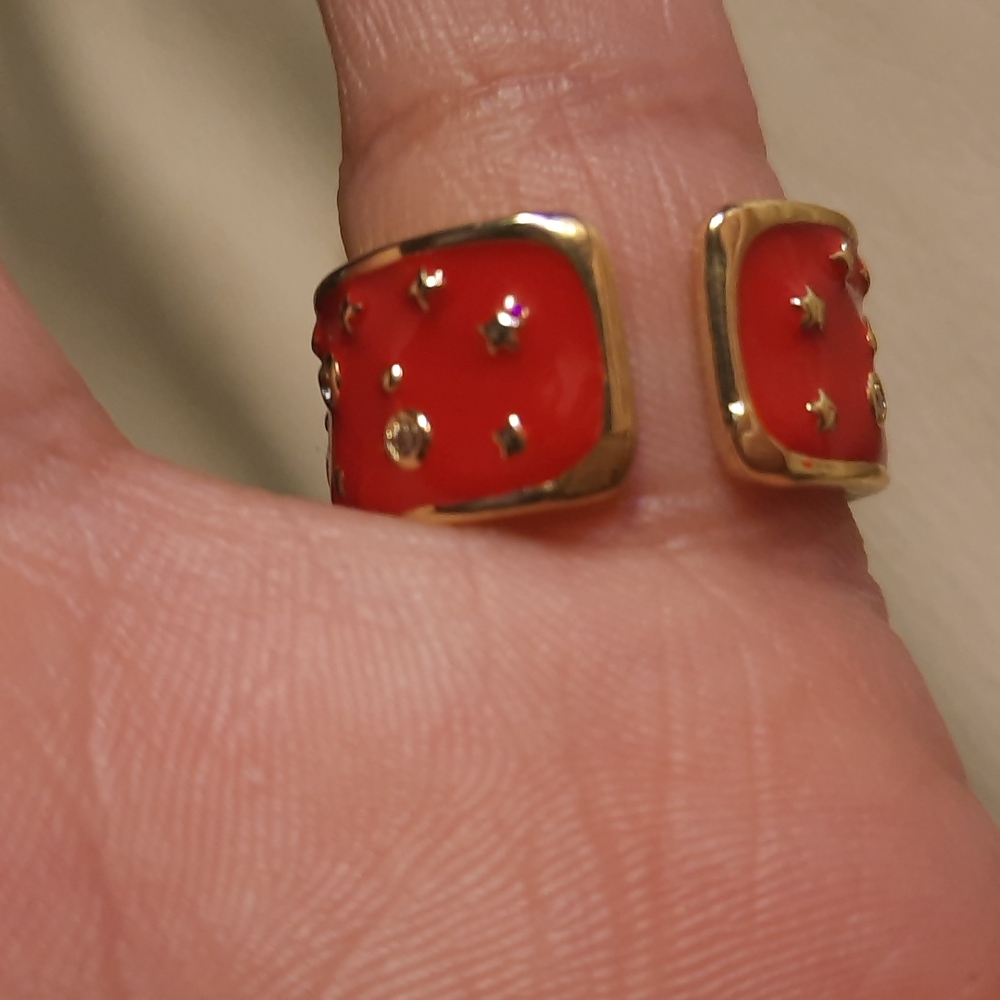 - Red and blue Enamel Gold Tone heavy adjustable ring - Picture 3 of 5